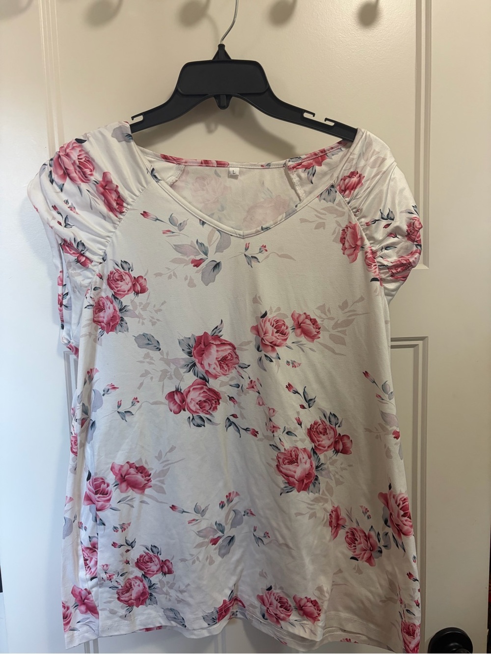 Floral V-Neck Short Sleeve Women’s Top - White with Pink Roses